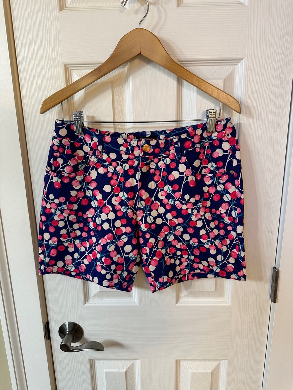 STEELE ST33LE Men's Navy Flat Front Shorts with Pink Cherry Blossom Print 31